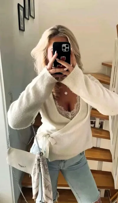 Blondă, fotografia 1